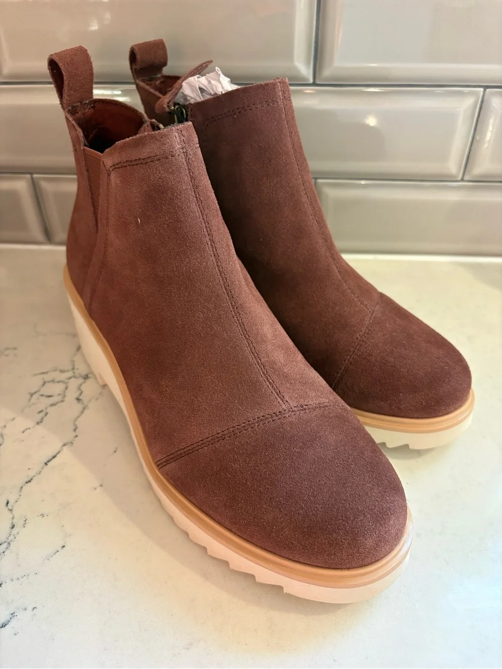 TOMS Maude Round Toe Wedge Chelsea Booties Womens Brown Casual Boots Size 9.5